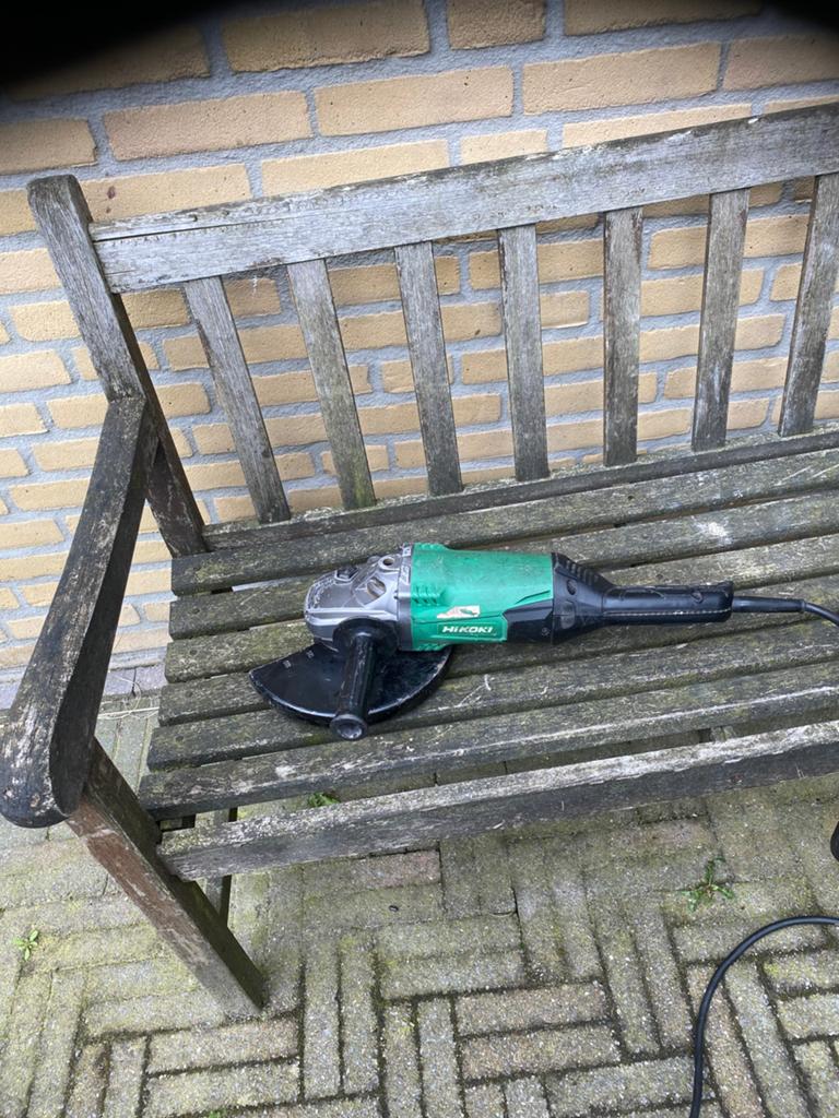Hikoki G23SW2(W7Z) Haakse slijpmachine, Ophalen of Verzenden, Zo goed als nieuw, Minder dan 700 watt, Haakse handslijpmachine