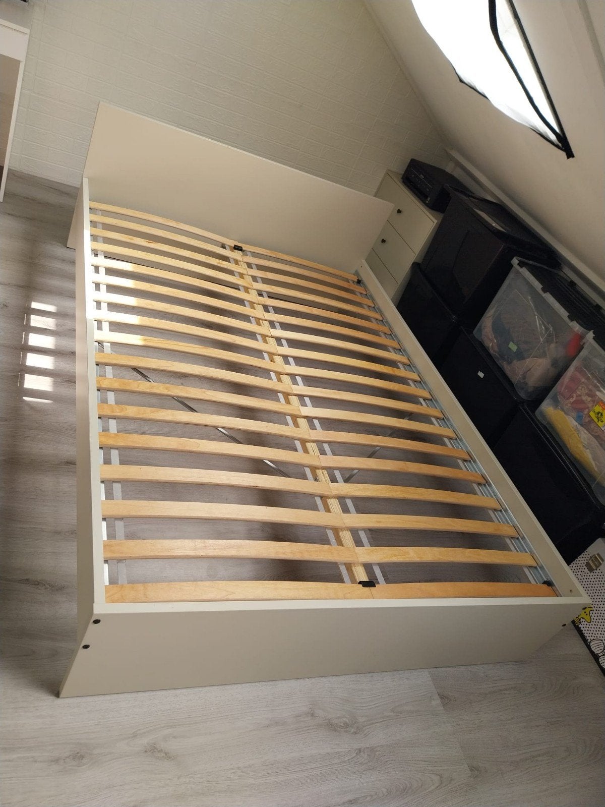 bed 140x200 met lattenbodem, Huis en Inrichting, Slaapkamer | Bedden, Ophalen, Wit, Tweepersoons, 140 cm