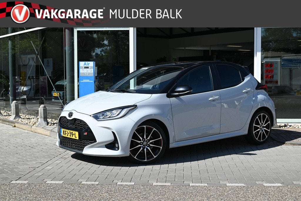 Toyota Yaris 1.5 Hybrid GR Sport, 450 kg, Gebruikt, Euro 6, Automatische klimaatregeling