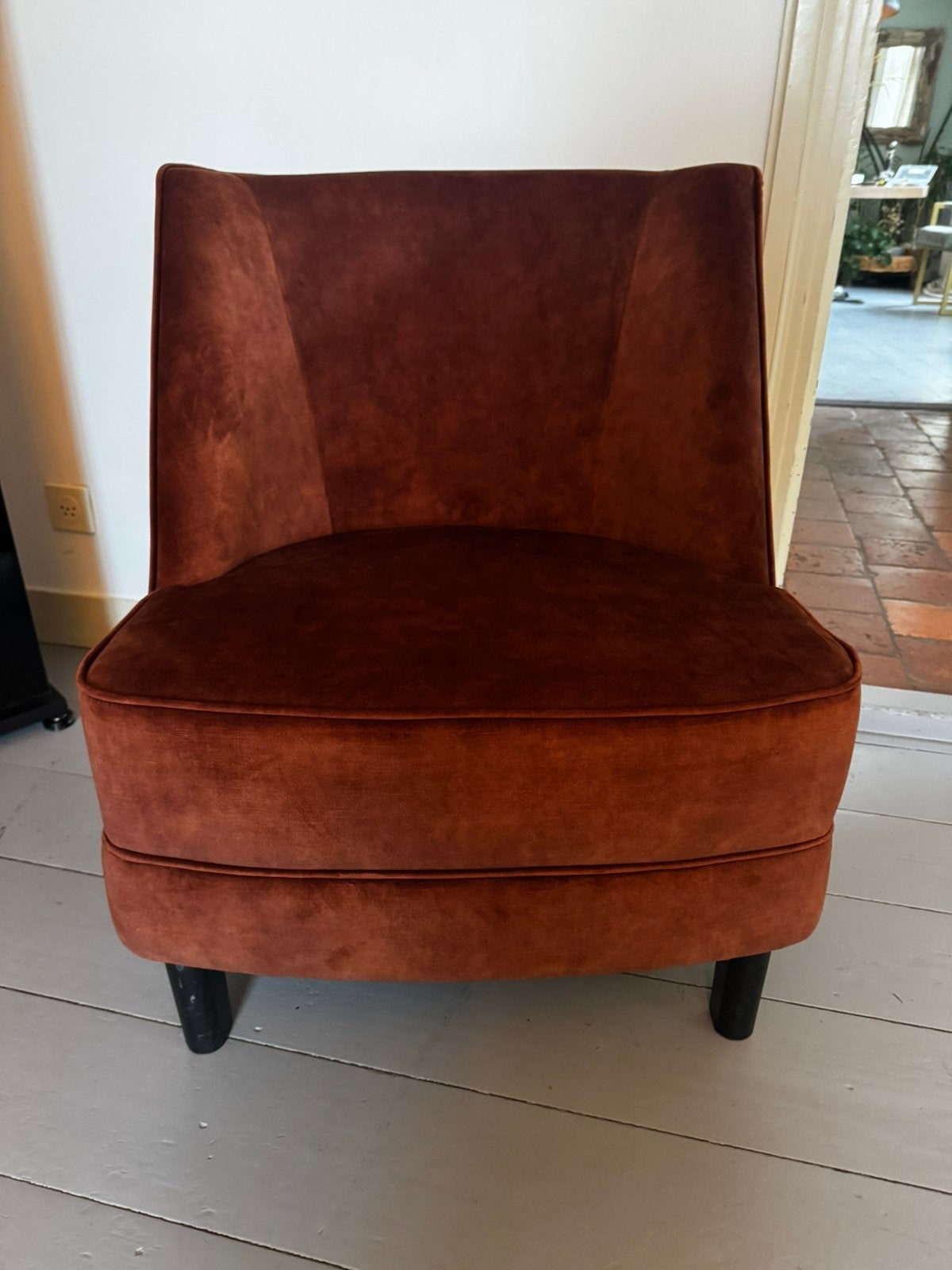 Leuke suede stoel, Ophalen, 75 tot 100 cm, Zo goed als nieuw, Stof