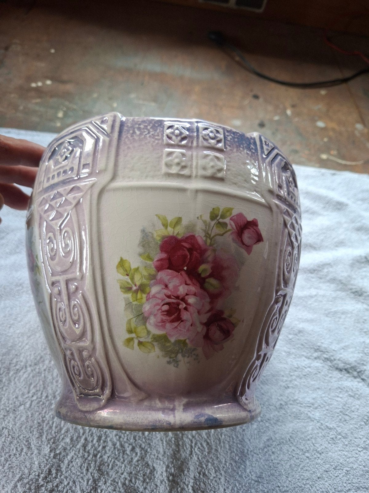 Antieke bloempot met rozen en klassieke scènes, Antiek en Kunst, Ophalen of Verzenden