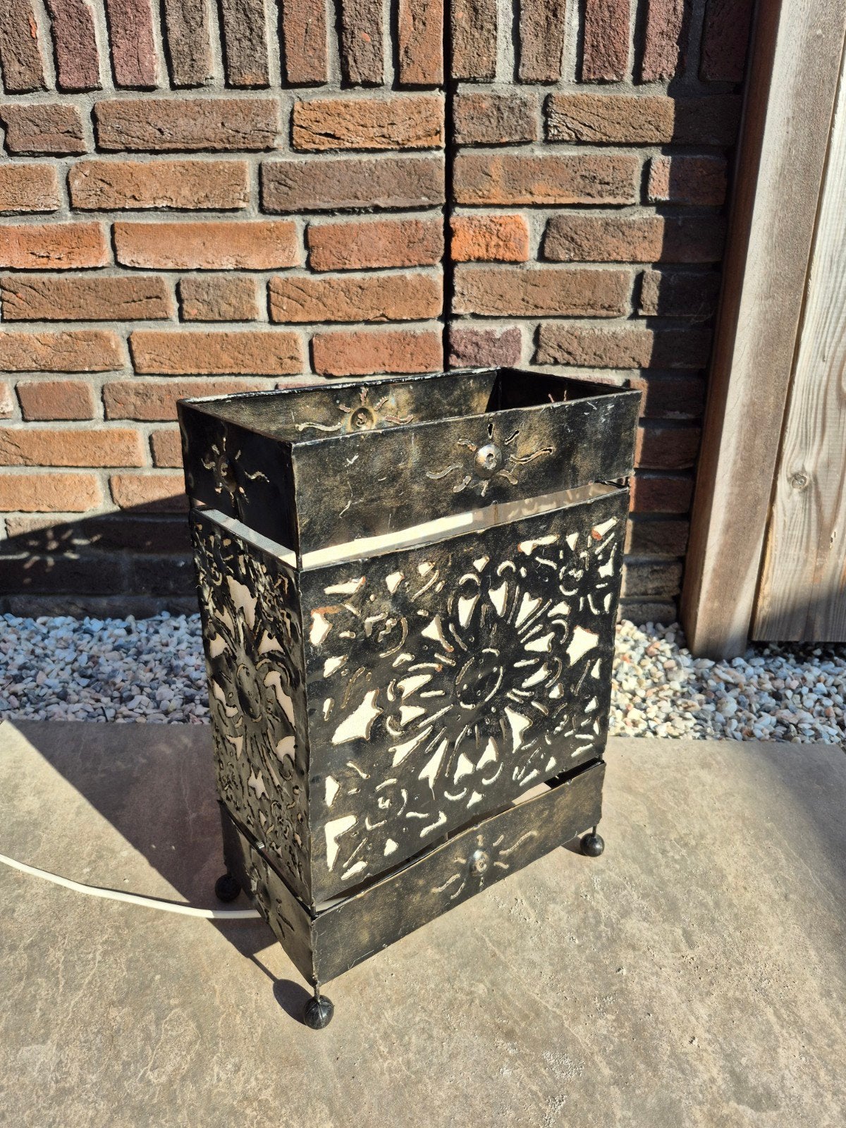 Decoratieve metalen lamp met oosterse uitstraling, Huis en Inrichting, Lampen | Vloerlampen, Gebruikt, Metaal, E27 (groot), Ophalen of Verzenden