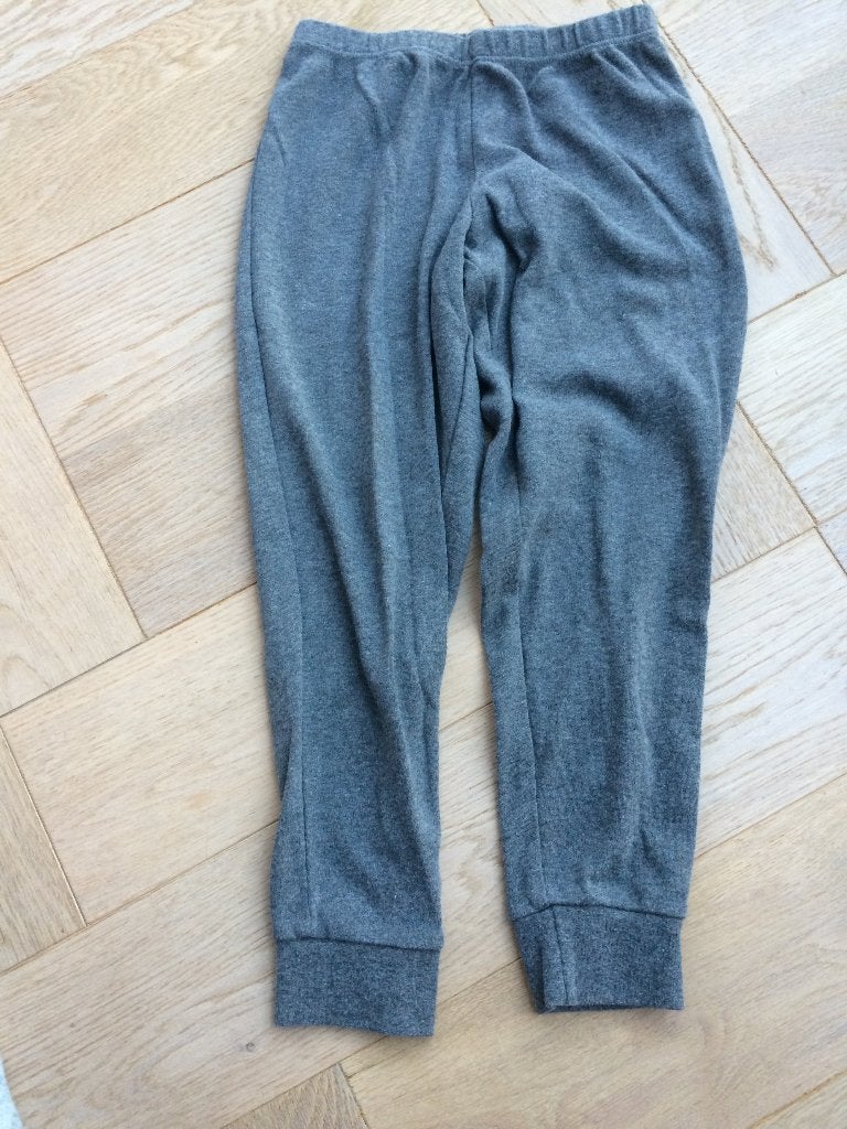 Lekkere zgan grijze soort cargo joggingbroek maat 116, Kinderen en Baby's, Kinderkleding | Maat 116, Broek, Palomino, Meisje, Ophalen of Verzenden