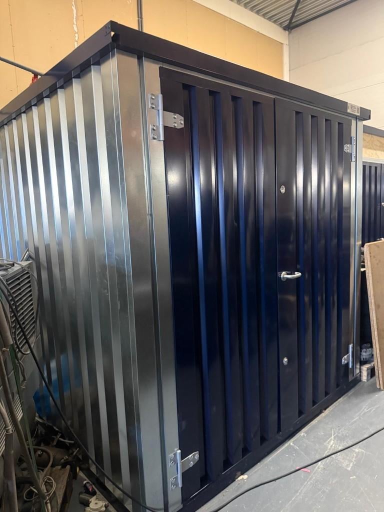 4 opslagcontainers / zelfbouwcontainers (demontabel), Ophalen