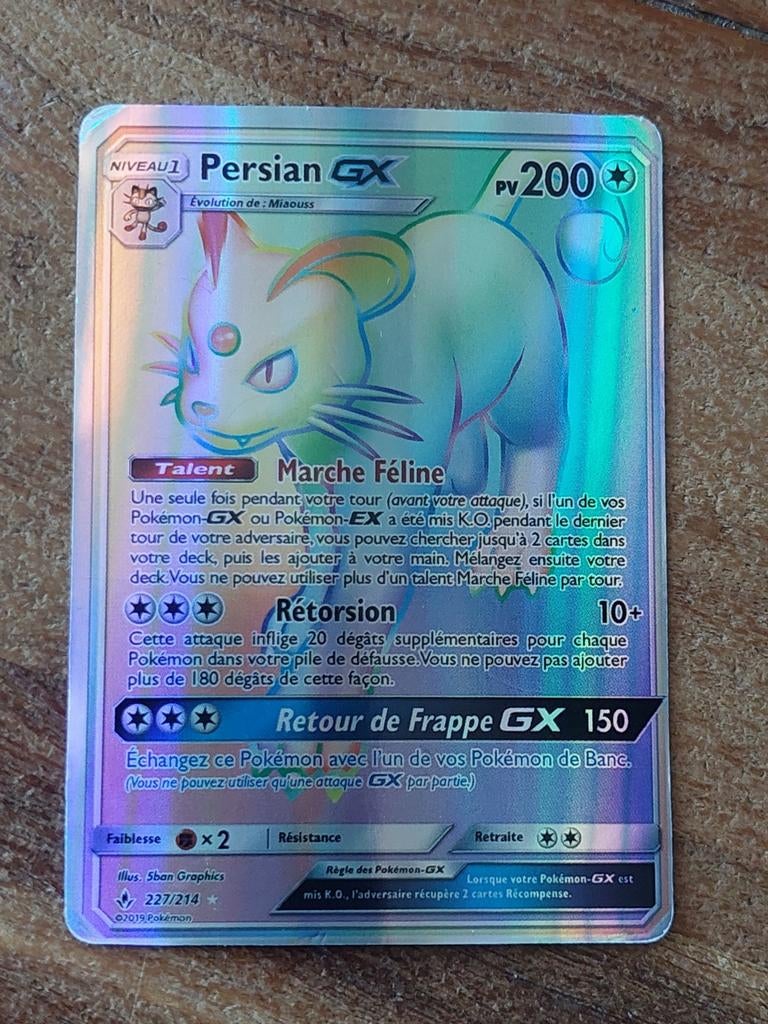 Pokemon Persian GX Rainbow Rare 227/214 - NM, Hobby en Vrije tijd, Verzamelkaartspellen | Pokémon, Zo goed als nieuw, Losse kaart