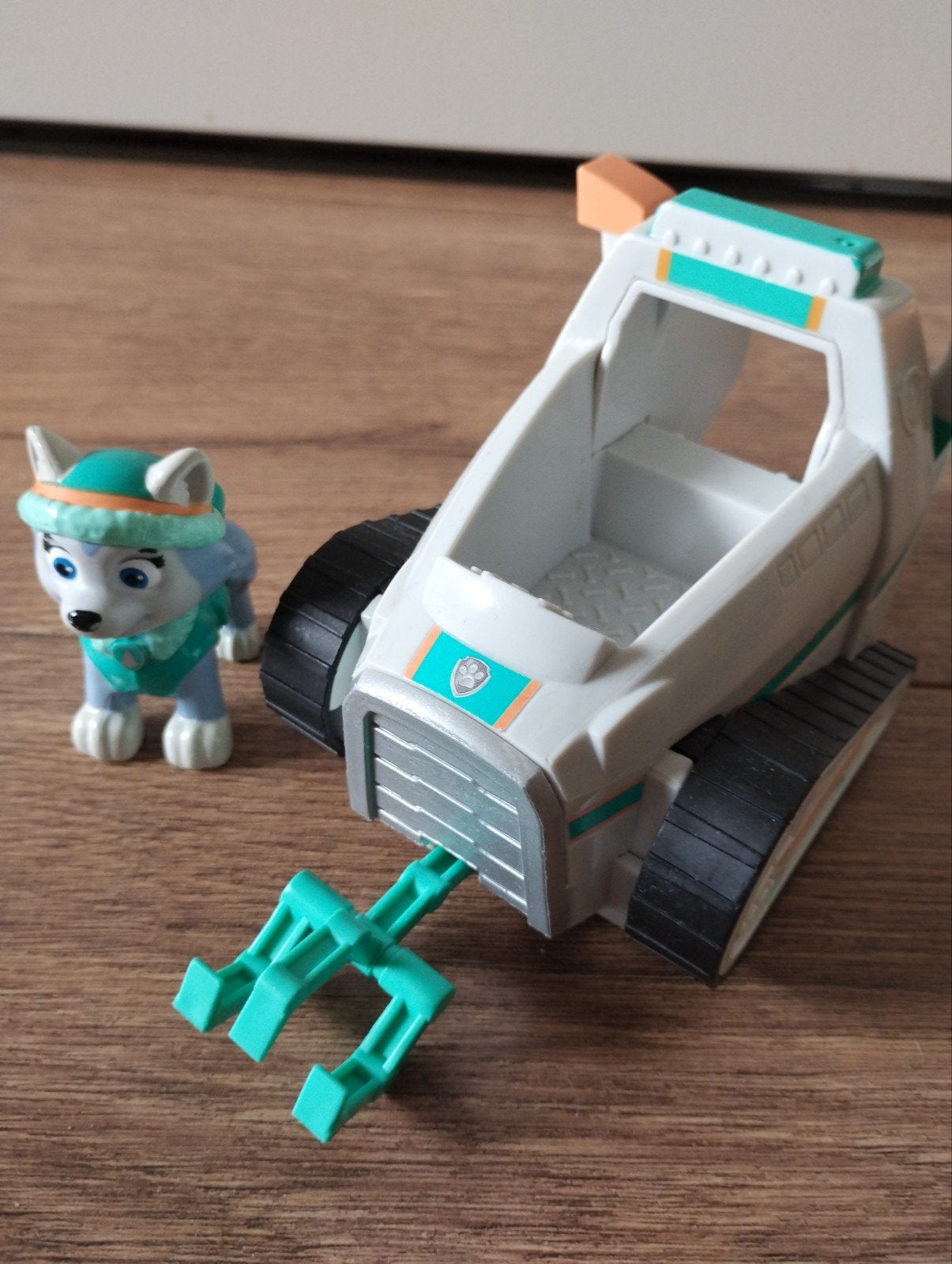 Paw Patrol Everest sneeuwscooter met figuur, Ophalen of Verzenden, Zo goed als nieuw