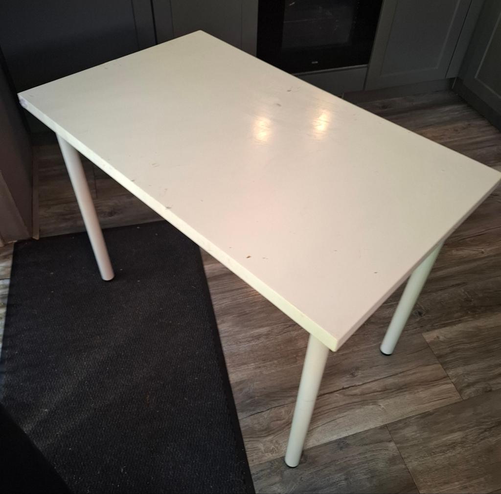 Bureau/make-up tafel wit - compact en functioneel, Ophalen, Gebruikt, Modern, Functioneel, 50 tot 100 cm
