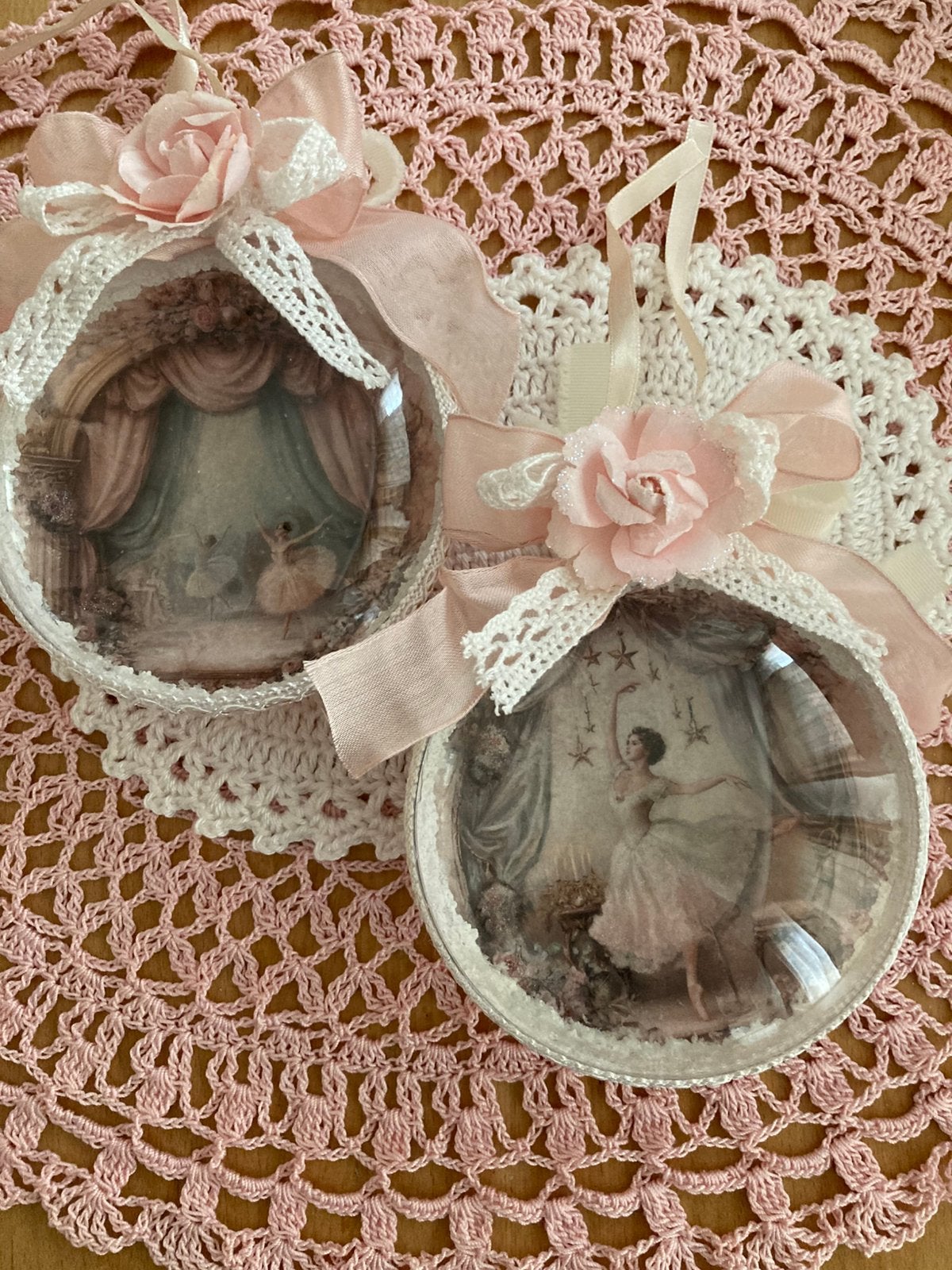 Unieke set zelfgemaakte ballerina doorkijk kerst medaillons, Ophalen of Verzenden, Nieuw