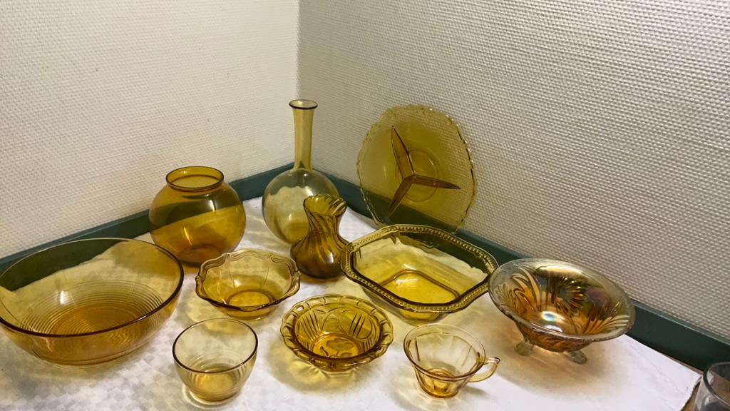 Amber kleurig art deco glazen schalen, karaf, vaas, Antiek en Kunst, Antiek | Glas en Kristal, Ophalen of Verzenden