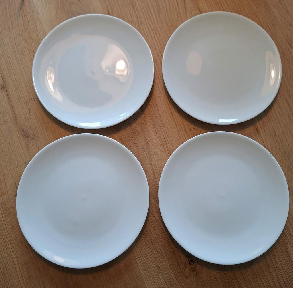 4 porseleinen gebaksbordjes, Huis en Inrichting, Keuken | Servies, Gebruikt, Ophalen of Verzenden, Bord(en), Effen