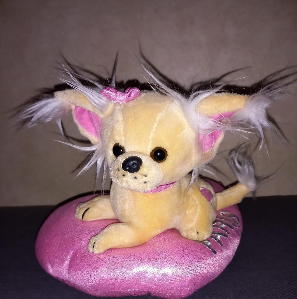 Lieve Chihuahua Knuffel met strikje op Roze Hart., Ophalen of Verzenden, Nieuw, Hond