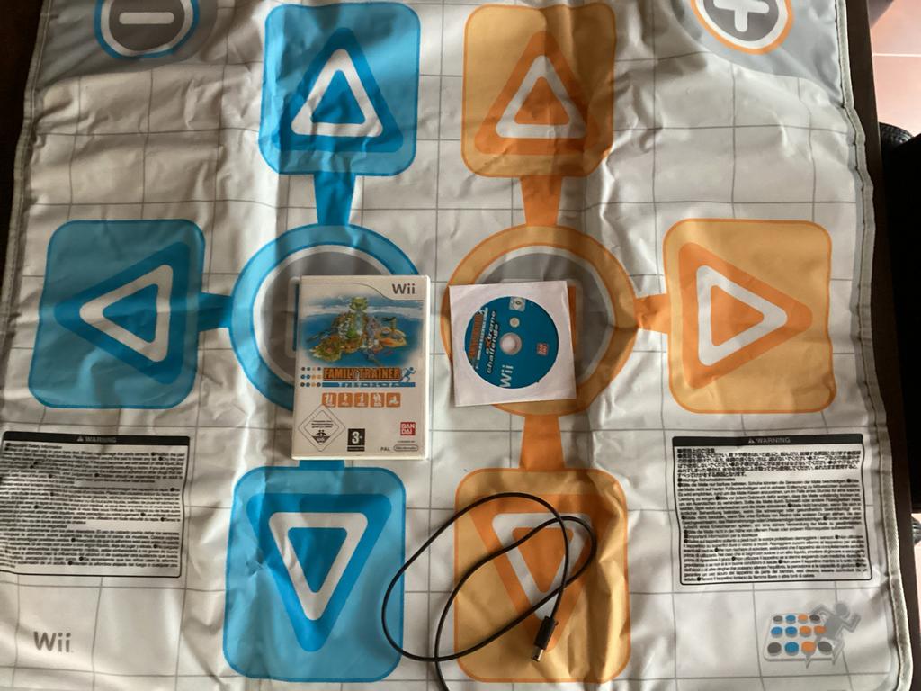 Wii Family Trainer met Mat, Spelcomputers en Games, Gebruikt, 2 spelers, Ophalen of Verzenden, Vanaf 3 jaar