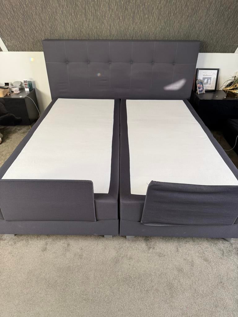 Hoofdbord van Twee persoonsbed 180 breed, Ophalen, Zo goed als nieuw, Tweepersoons, 180 cm