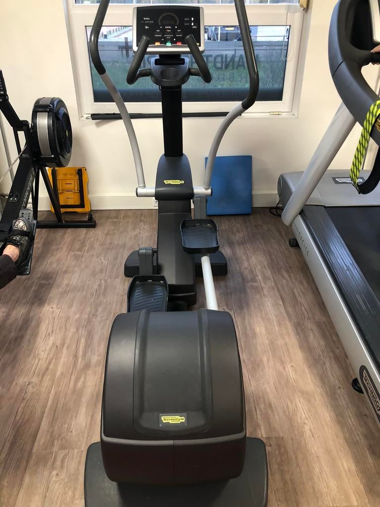 Technogym synchro excite black, Ophalen, Kunststof, Gebruikt, Crosstrainer