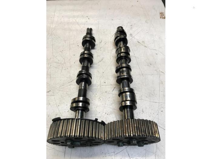 Nokkenas set van een Volkswagen Touran, Gebruikt, -, Volkswagen, -
