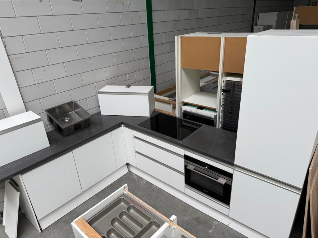Complete 2de handse keukens, DIRECT BESCHIKBAAR! +BEZORGING, Huis en Inrichting, Keuken | Complete keukens, Ophalen of Verzenden