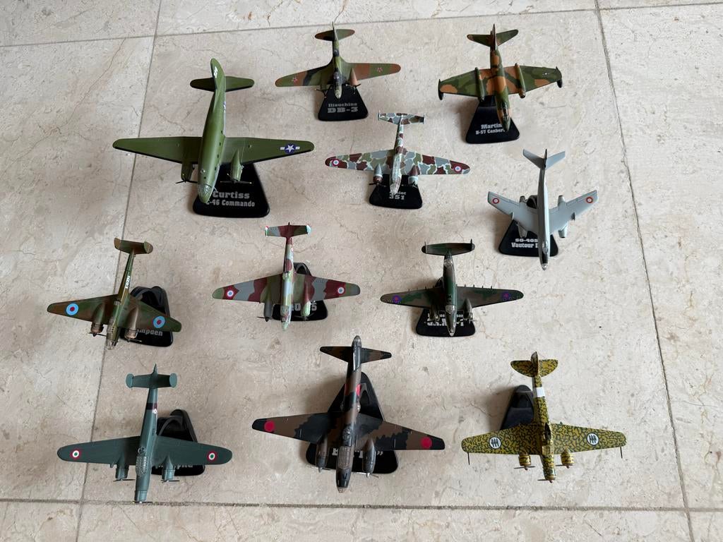 Collectie Atlas Model Vliegtuigjes met beschrijving, Hobby en Vrije tijd, Modelbouw | Vliegtuigen en Helikopters, Ophalen, Zo goed als nieuw