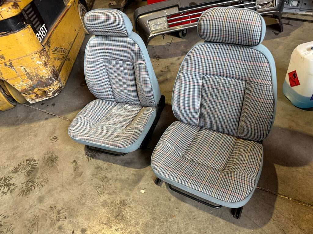 Lancia Prisma voorstoelen en achterbank - nette staat, Auto-onderdelen, Ophalen of Verzenden, Gebruikt, Lancia