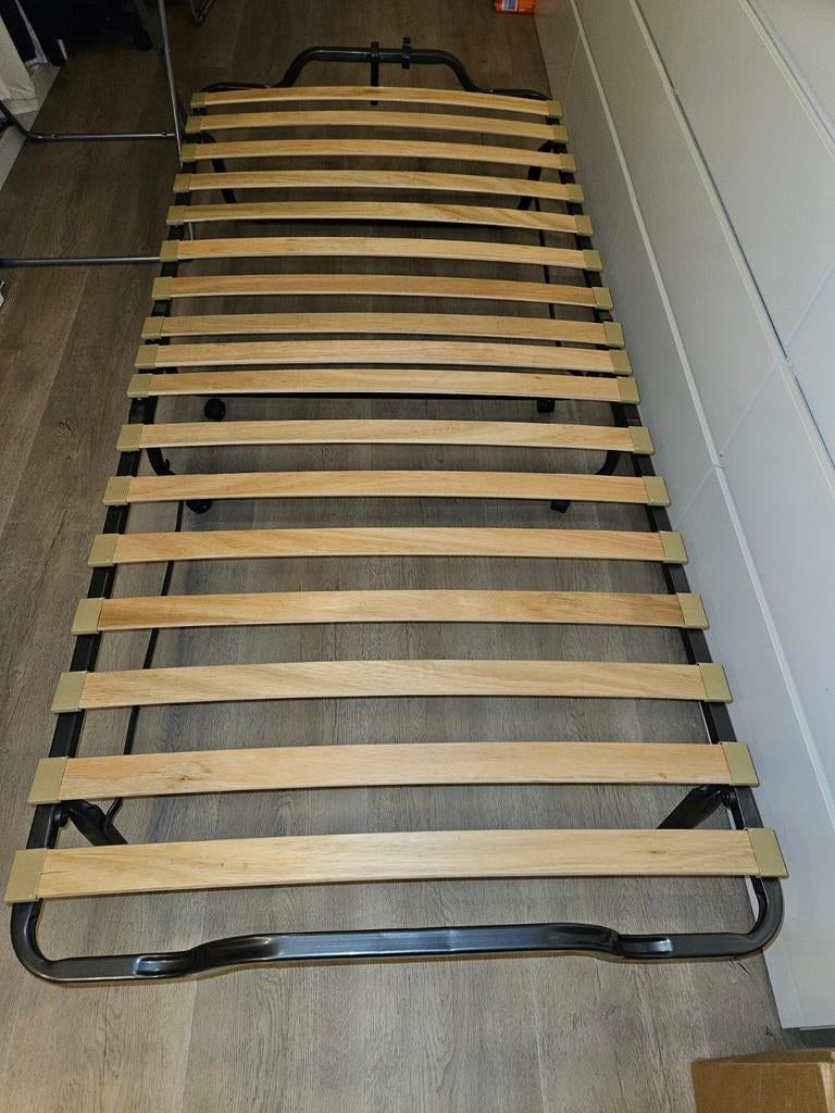Uitklapbare bedbodem 90*200 (stretcher), Ophalen, Zo goed als nieuw, Eenpersoons, 90 cm