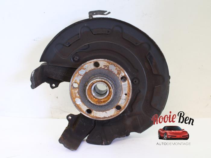 Fusee links-voor van een Volkswagen Golf, Gebruikt, -, Volkswagen, -