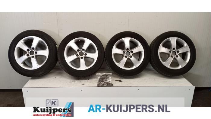 Sportvelgenset + banden van een Seat Altea, Gebruikt, -, -, -