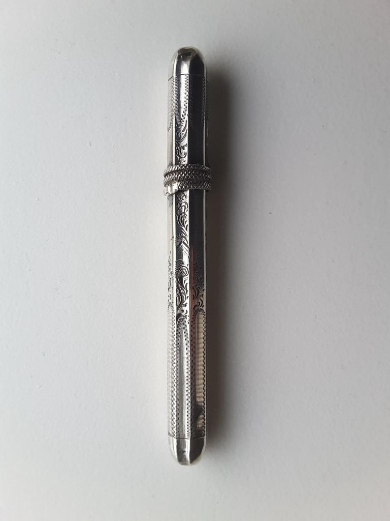 antieke zilveren naaldenkoker met schroefdop, Ophalen of Verzenden, Zilver