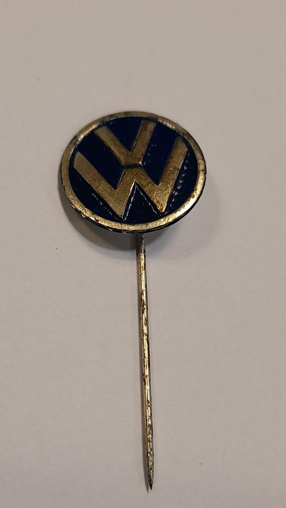 Vintage Volkswagen Pin Badge, Ophalen of Verzenden