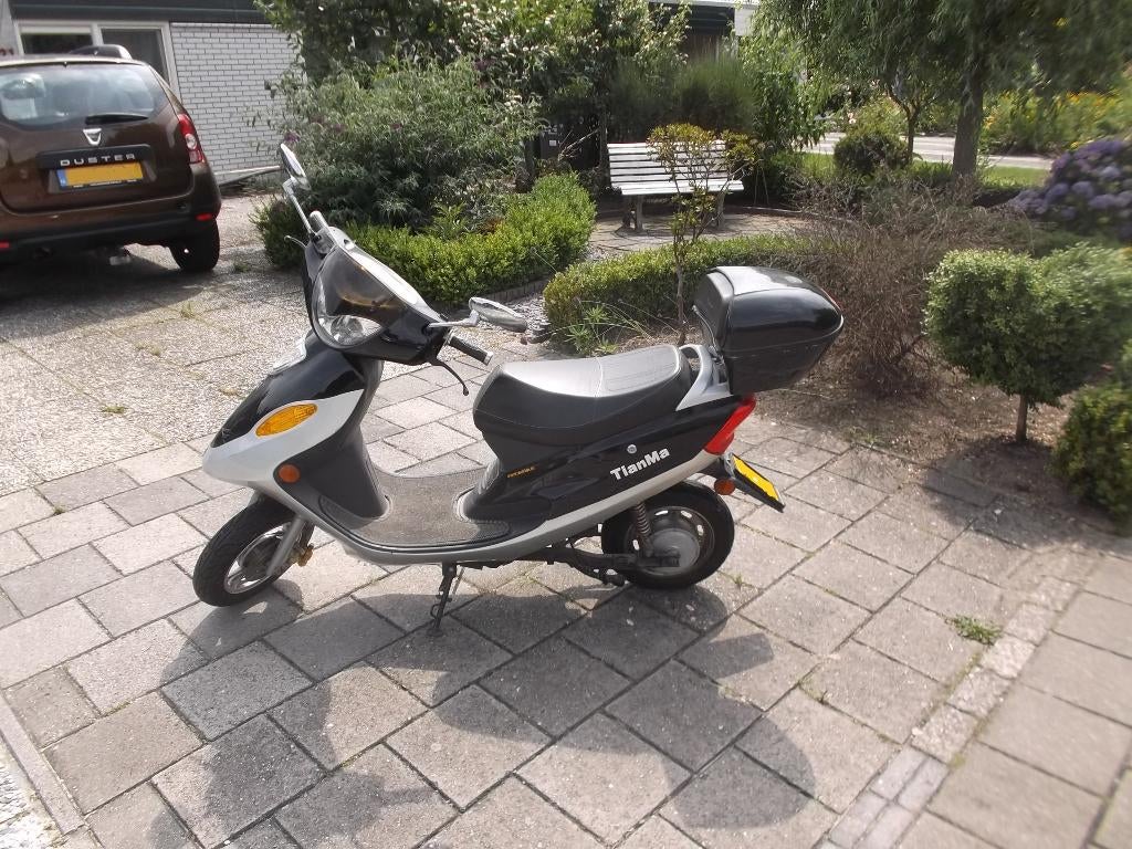 Elektrische scooter Tianma EV100 opknapper, Fietsen en Brommers, Gebruikt, Maximaal 45 km/u, Elektrisch, Ophalen
