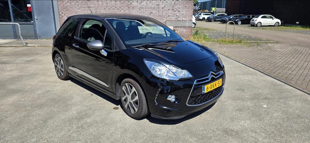 Citroën DS3 Fab 1.2 VTI, o.a. nieuwe distributie en airbag, Zwart, 1199 cc, Zwart, Handgeschakeld