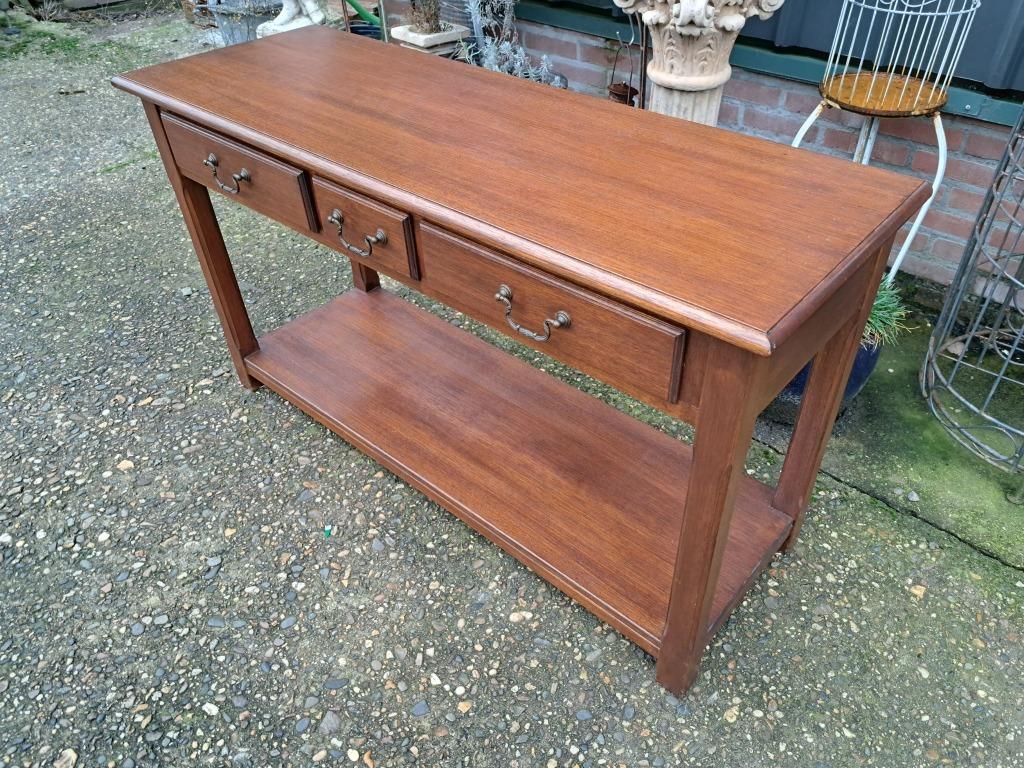 sidetable