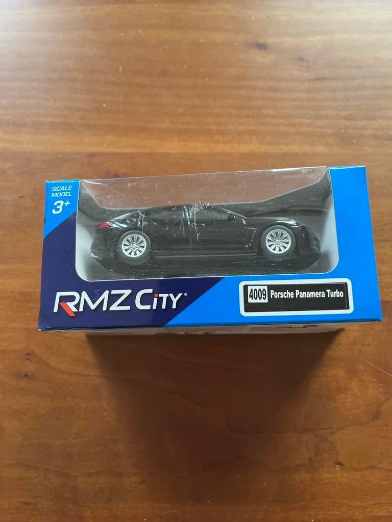 RMZ City Porsche Panamera Turbo Modelauto, Hobby en Vrije tijd, Modelauto's | 1:18, Ophalen of Verzenden, Nieuw, Auto, Overige merken