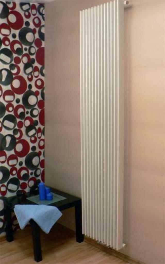 Vertikale merkdesignradiator. vasco flatline,superia vlak, Ophalen, Radiator, Nieuw, Minder dan 60 cm