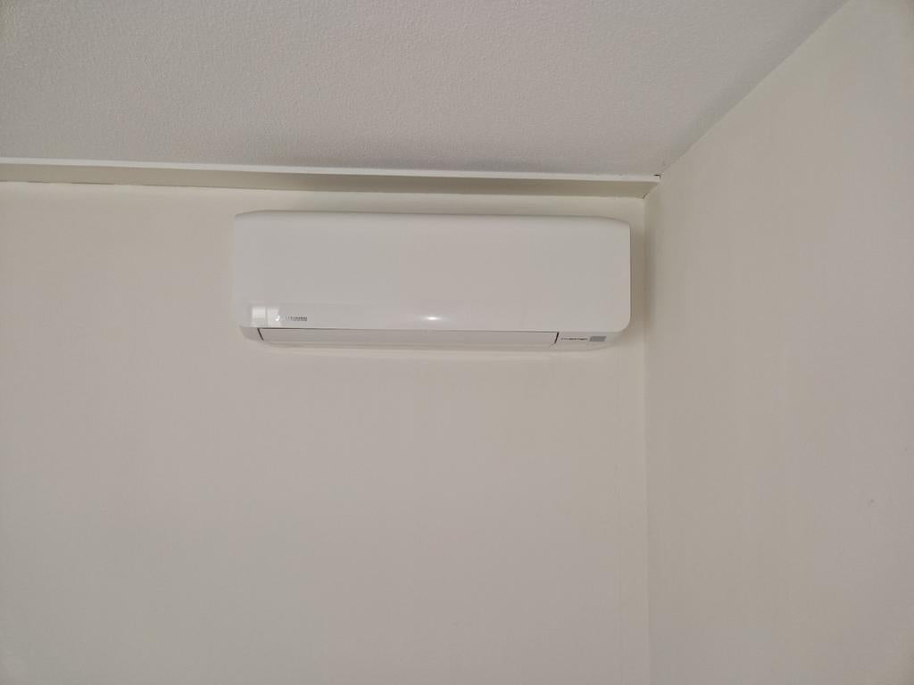 Installatie werk en meer, Installatie