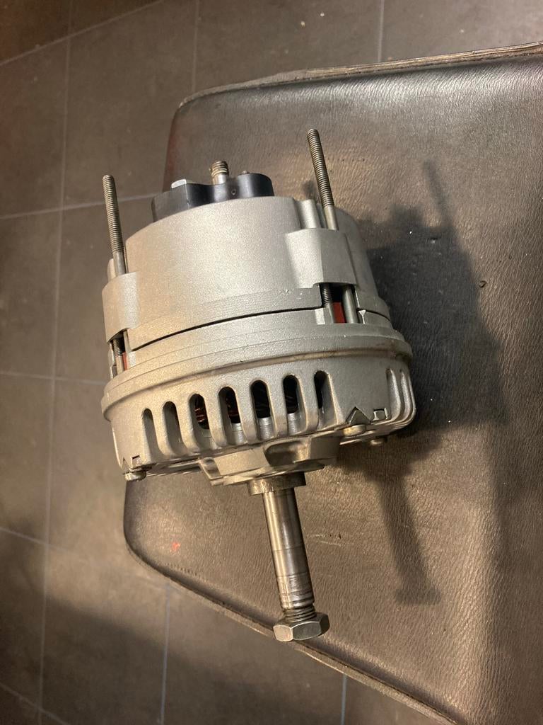 Dynamo Porsche 911/964/993 12V 115A, Ophalen of Verzenden, Gereviseerd, Porsche