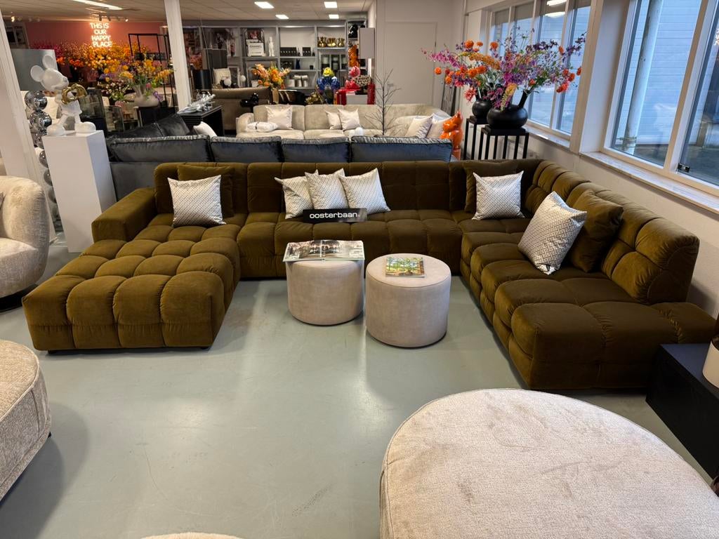 Luxe Velvet U-bank Yently 200x370x250cm Green - NEW NIEUW, Huis en Inrichting, Banken | Bankstellen, Info@oosterbaanwonen.nl, Venus 31 8448CE Heerenveen