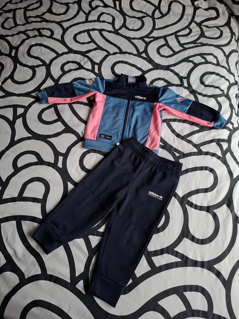 Adidas pak disney maat 92, Adidas, Jongen of Meisje, Ophalen of Verzenden, Zo goed als nieuw