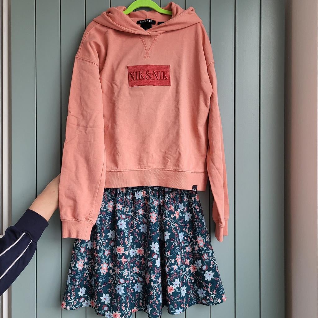 Leuk setje: sweater met rokje van Nik&Nik maat 152, Kinderen en Baby's, Kinderkleding | Maat 152, Meisje, Nieuw, Nik&Nik, Ophalen of Verzenden