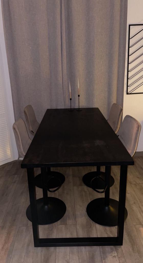 Bartafel mangohout en/of 4 barkrukken, Huis en Inrichting, Tafels | Eettafels, 50 tot 100 cm, Zo goed als nieuw, 150 tot 200 cm