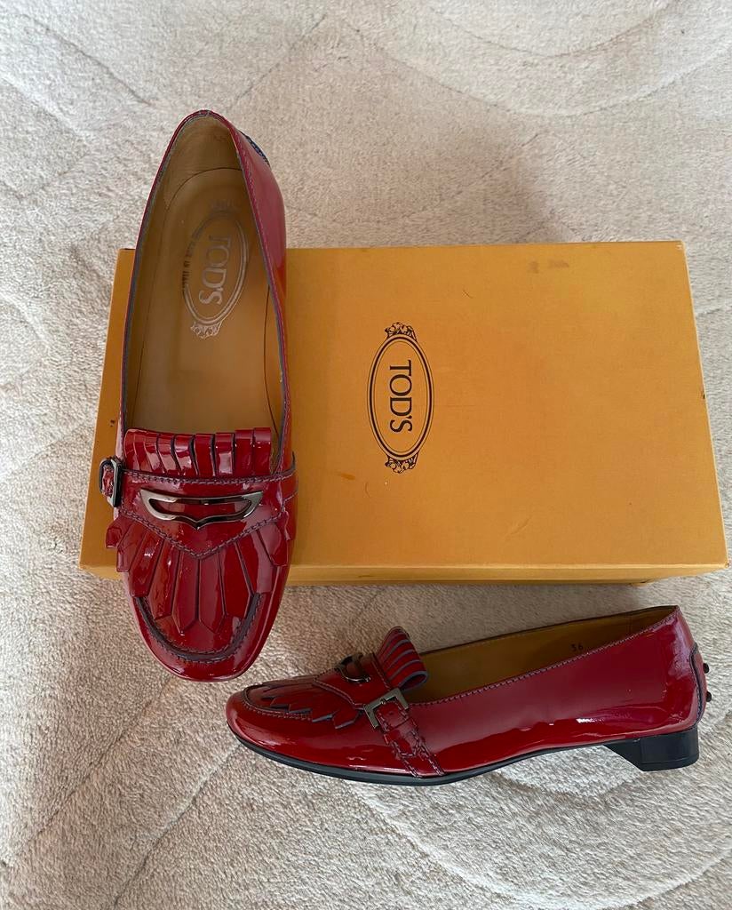 Nieuwe lakleren Tod’s loafers, maat 36/37 😍, Instappers, Nieuw, Ophalen of Verzenden, Rood