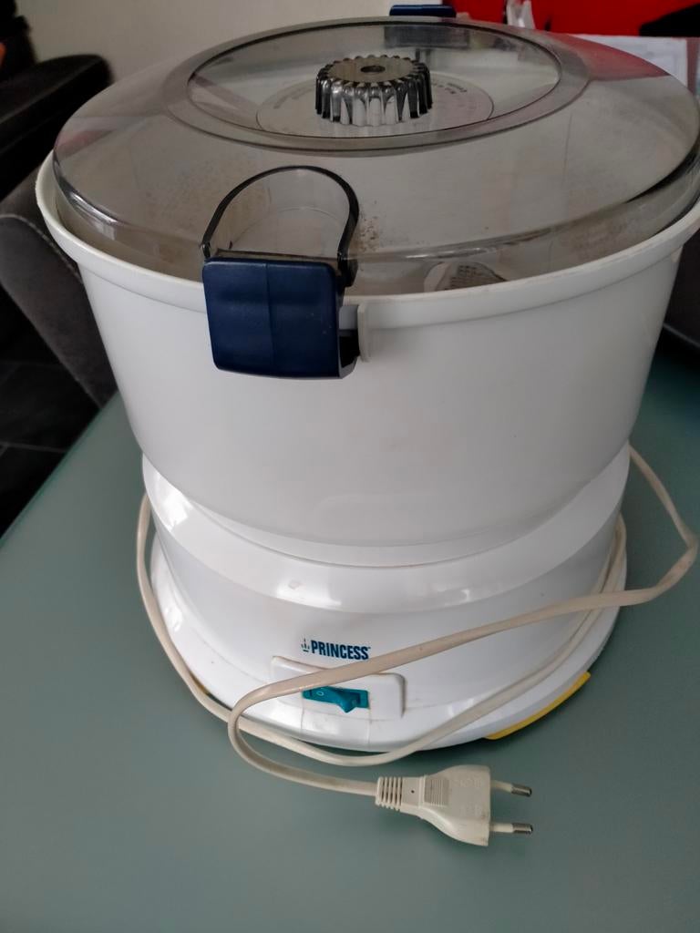 Aardappel schrap machine, Ophalen