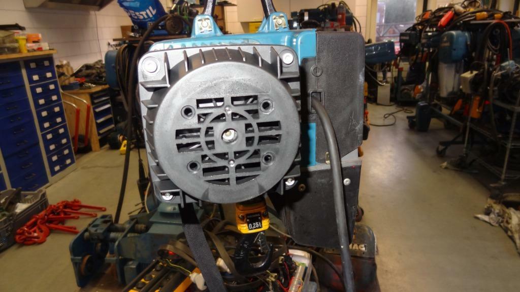 DEMAG kettingtakel 250 KG DC, Ophalen, Zo goed als nieuw