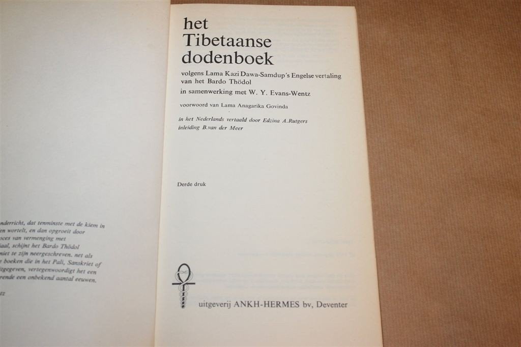 Het Tibetaanse Dodenboek — Bardo Thodol met Platen 1973, Ophalen of Verzenden, Gelezen, Overige onderwerpen, Achtergrond en Informatie