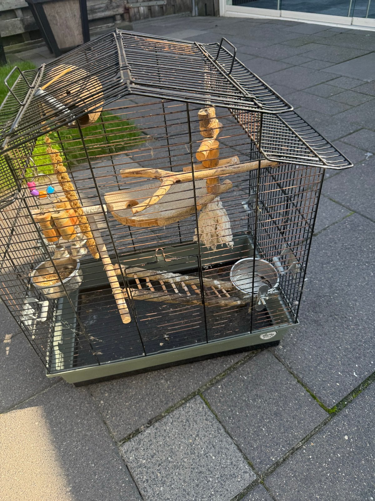 Kooien met speelgoed, Ophalen of Verzenden, Metaal, Vogelkooi