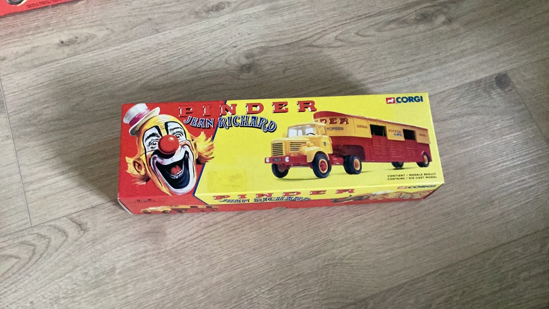 Corgi Pinder circus miniatuur model auto, Hobby en Vrije tijd, Ophalen of Verzenden, Zo goed als nieuw, Bus of Vrachtwagen, Corgi