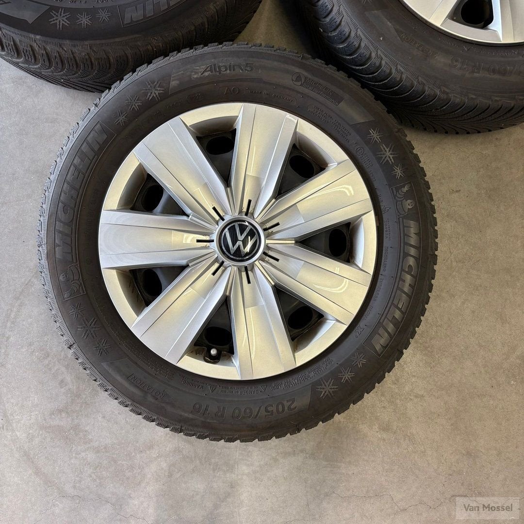 VW T-Roc Michelin Alpin 5 205/60/R16 92H, Gebruikt, -, Banden en Velgen, -
