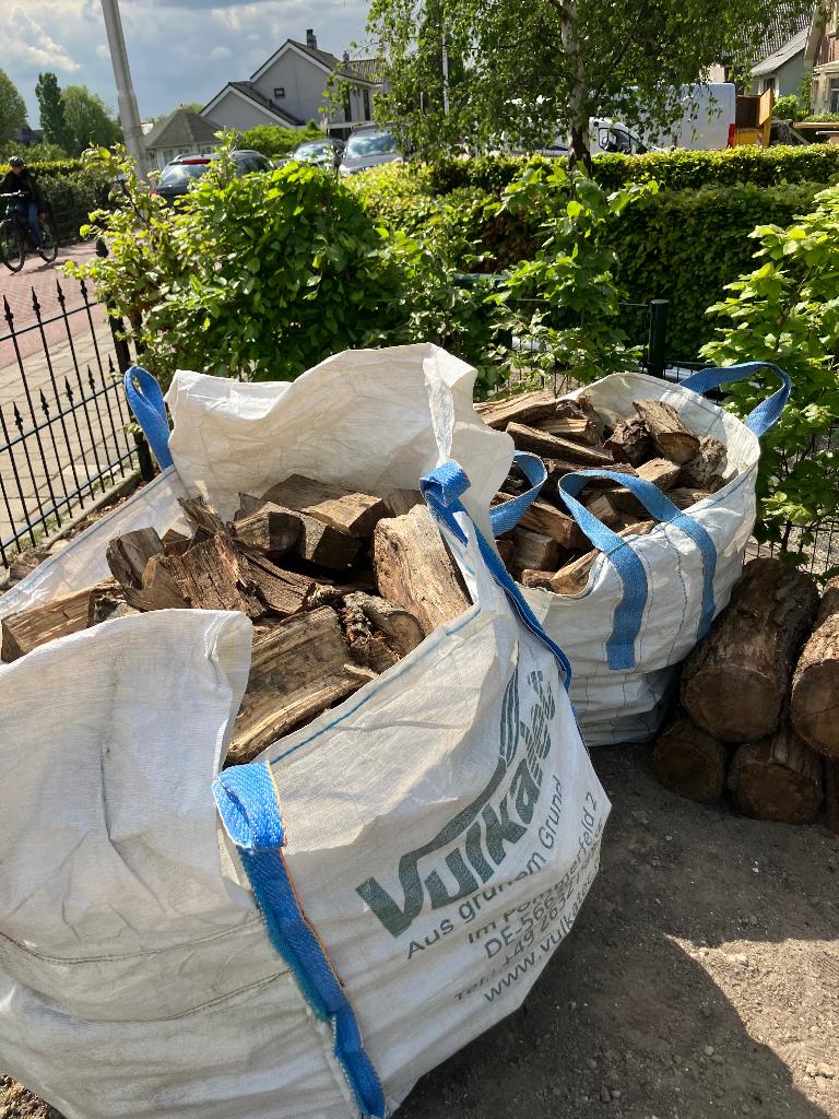 Brandhout / Haardhout Eiken Droog, Tuin en Terras, Haardhout, 3 tot 6 m³, Ophalen, Eikenhout, Blokken