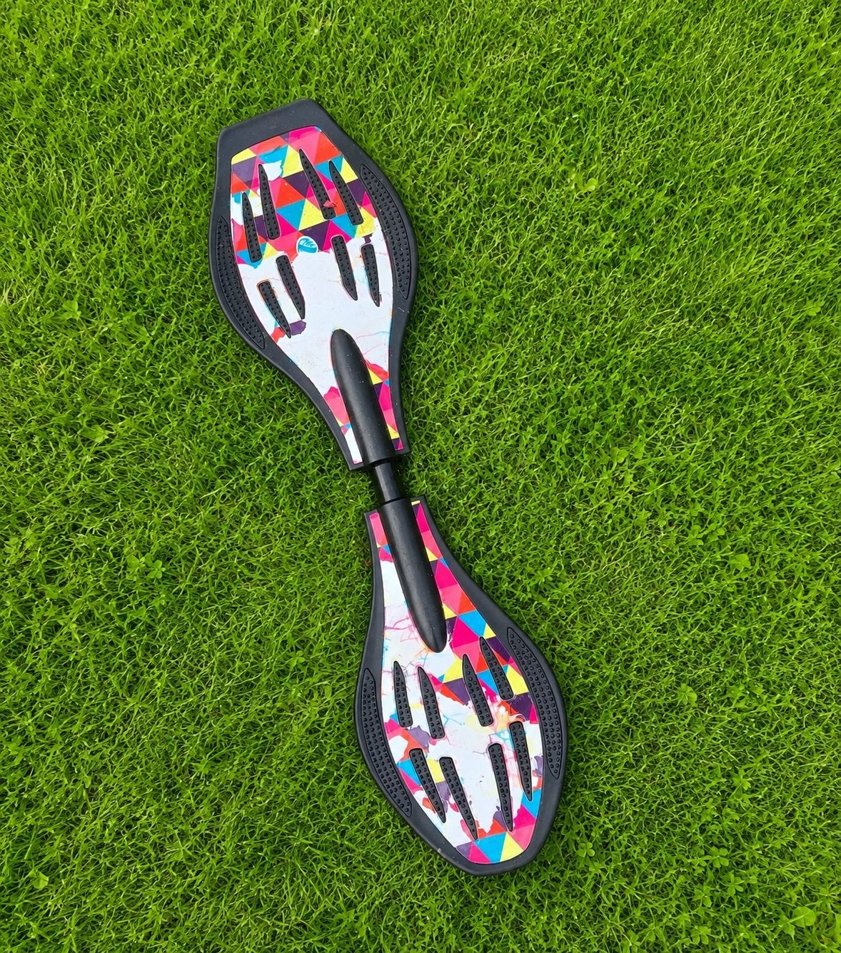 Waveboard met kleurrijk patroon - functioneert goed, Ophalen of Verzenden, Gebruikt, Waveboard