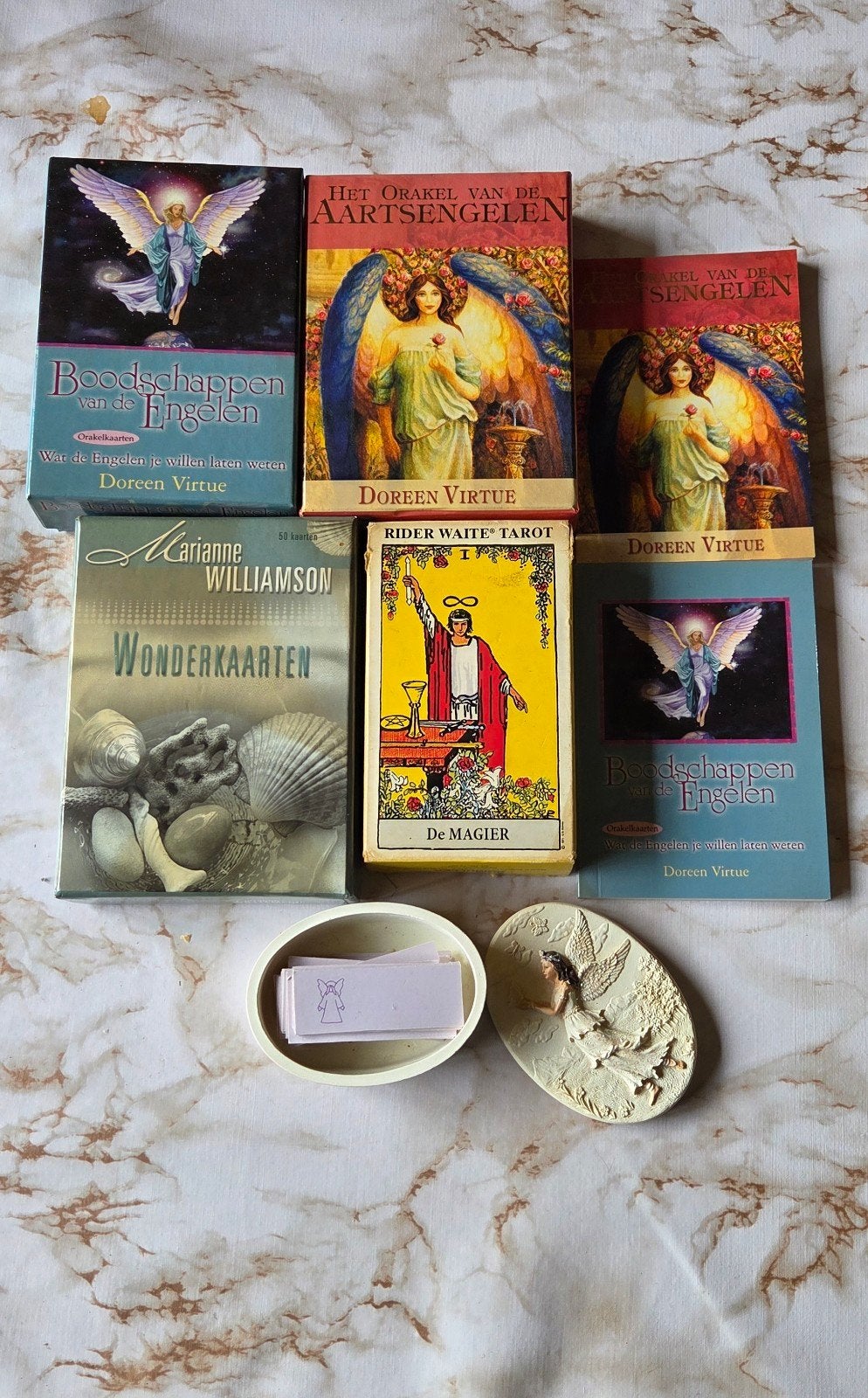 Doreen Virtue - Aartsengelen orakel, Tarot of Kaarten leggen, Overige typen, Ophalen of Verzenden, Zo goed als nieuw