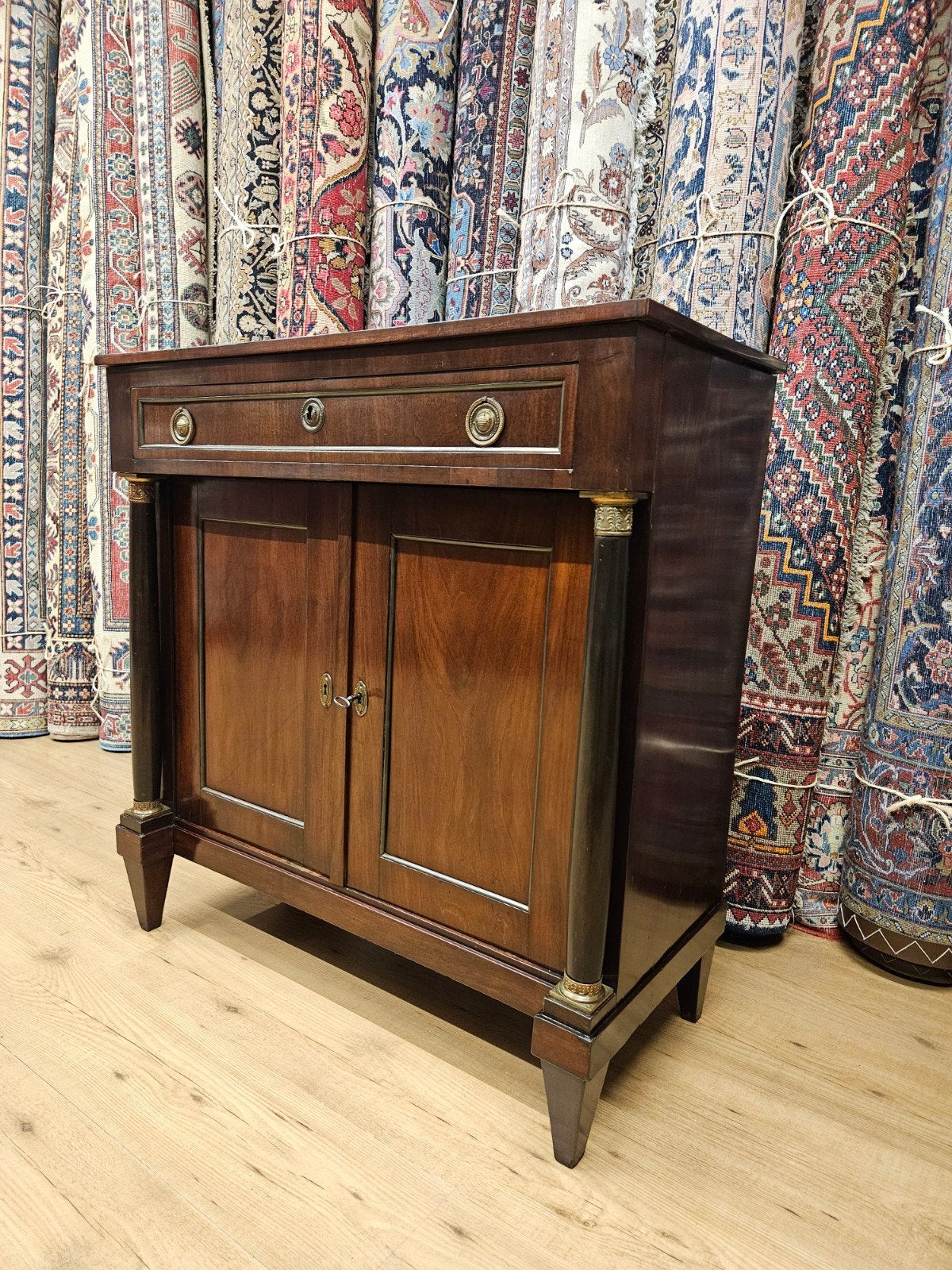 Antieke mahonie empire kast uit ca 1820 in zeer goede staat., Antiek en Kunst, Ophalen