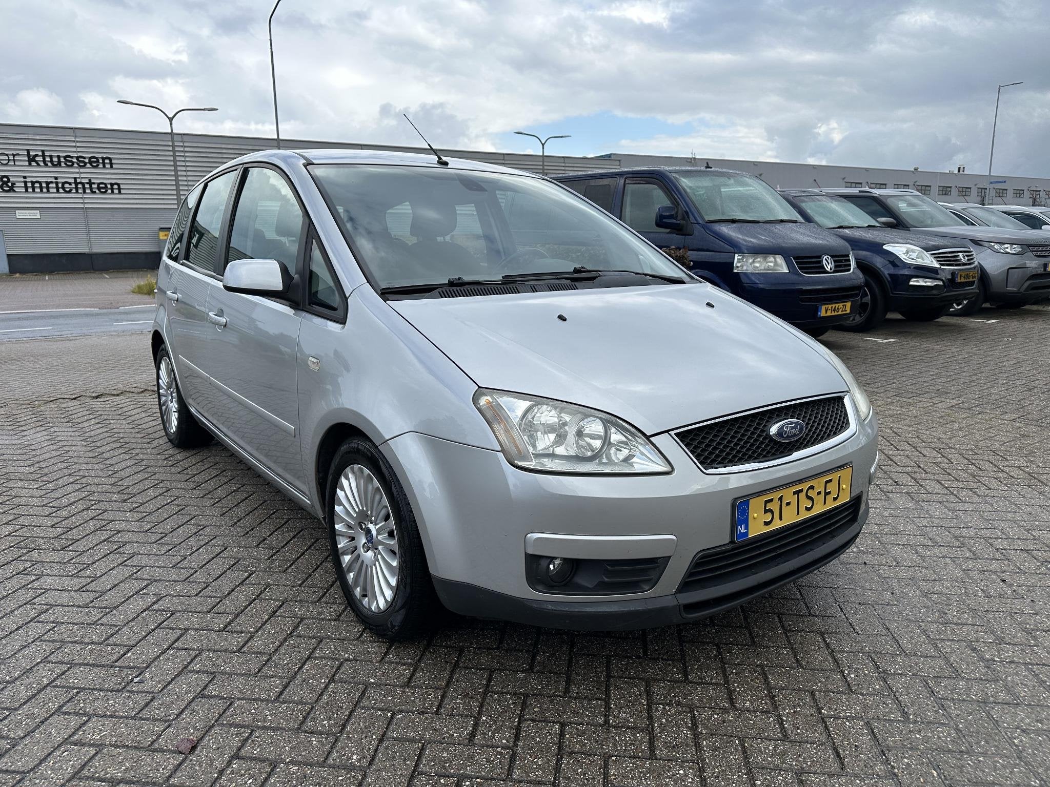 Ford Focus C-Max 1.8-16V Futura *GEARBOX NOISE* + CLIMATE CO, Auto's, Gebruikt, 700 kg, Origineel Nederlands, Bedrijf